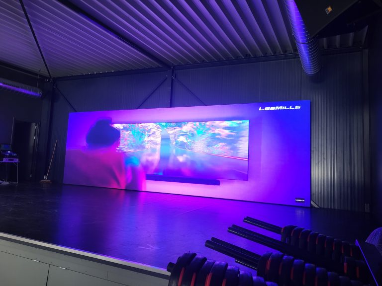 LED wall Fysiotherapie HIER!