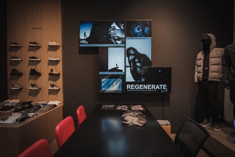 Genti & Gentiluomo Video Wall