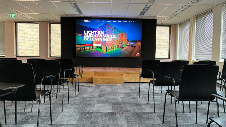Teleperformance Led Wall (Beeld)